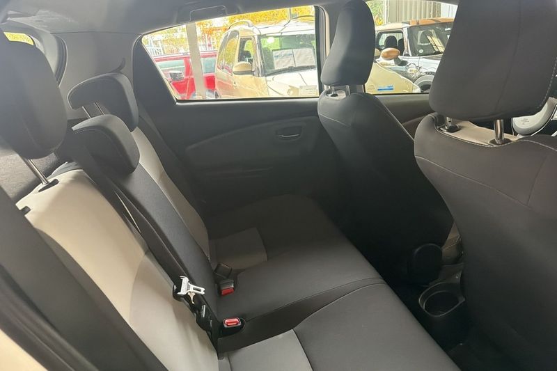 Toyota Yaris bild 9
