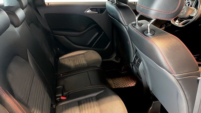 Mercedes B180 bild 5