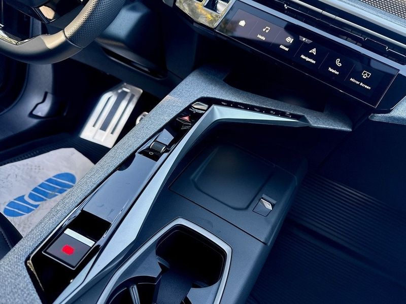 Peugeot e-5008 bild 12