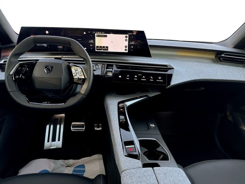 Peugeot e-5008 bild 3