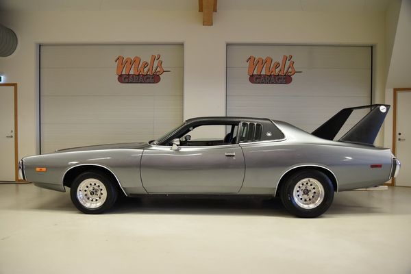 Dodge Charger SE V8 400 cui 727 3 vxl aut ovanlig modell i bruksskick - 1973