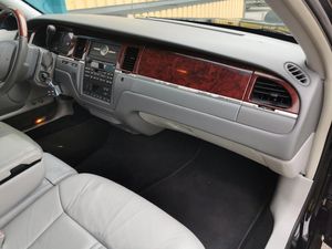 Lincoln Town Car bild 6
