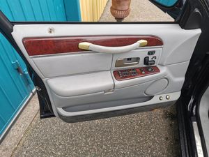 Lincoln Town Car bild 8