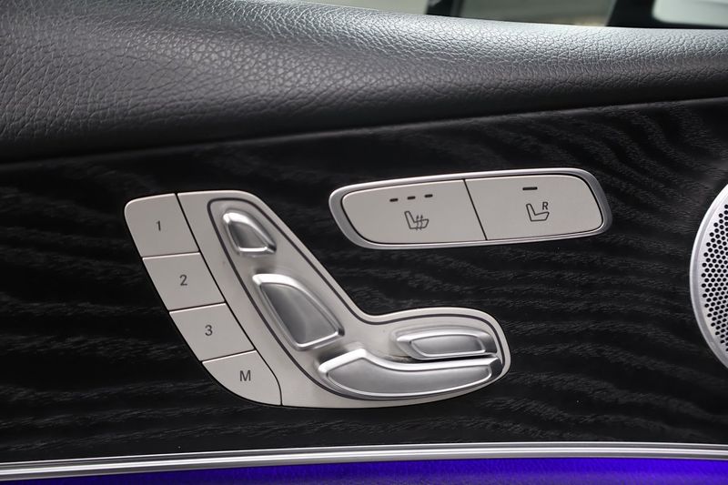 Mercedes E220 bild 16