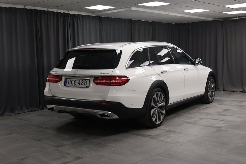 Mercedes E220 bild 2
