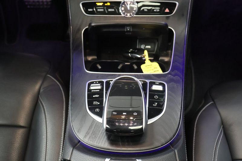 Mercedes E220 bild 21