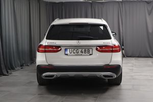 Mercedes E220 bild 4