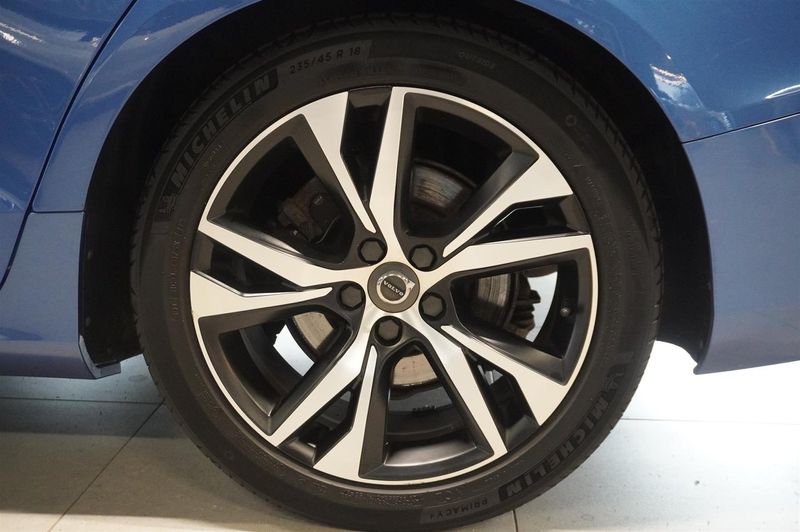 Volvo V60 bild 8