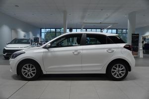 Hyundai i20 bild 3