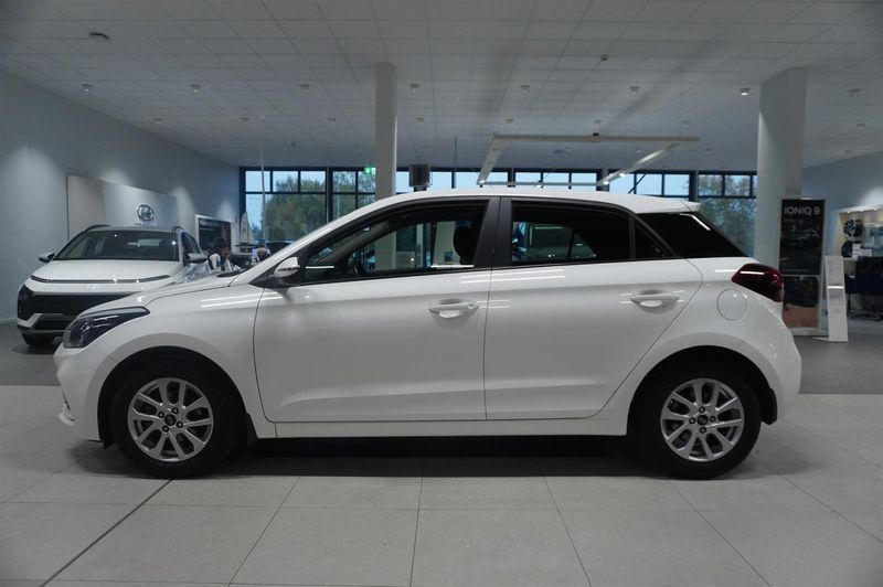 Hyundai i20 bild 3