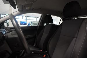 Hyundai i20 bild 14