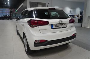 Hyundai i20 bild 4