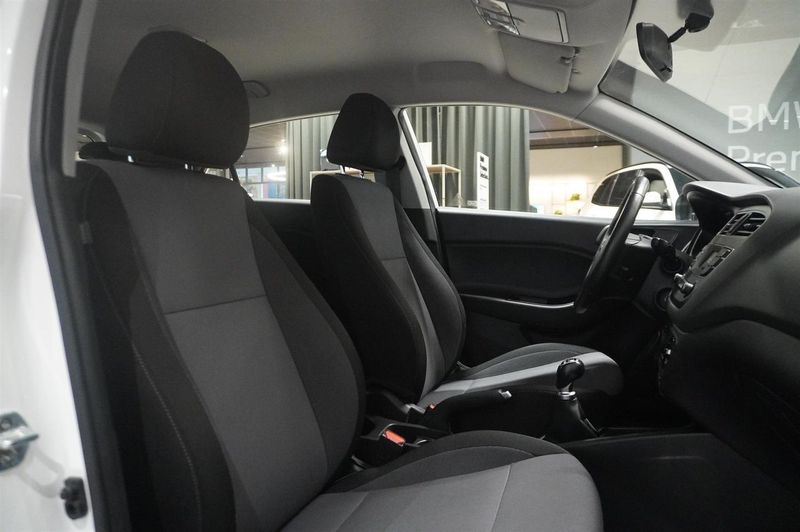 Hyundai i20 bild 12