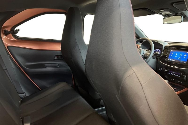 Toyota Aygo X bild 8