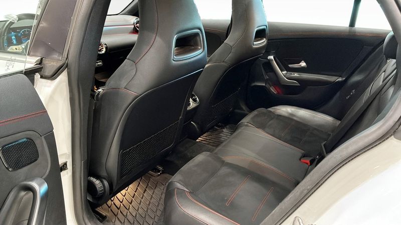 Mercedes CLA220 bild 9