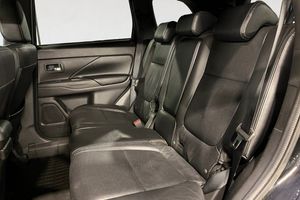 Mitsubishi Outlander bild 14