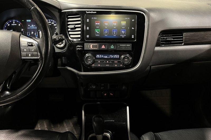 Mitsubishi Outlander bild 12