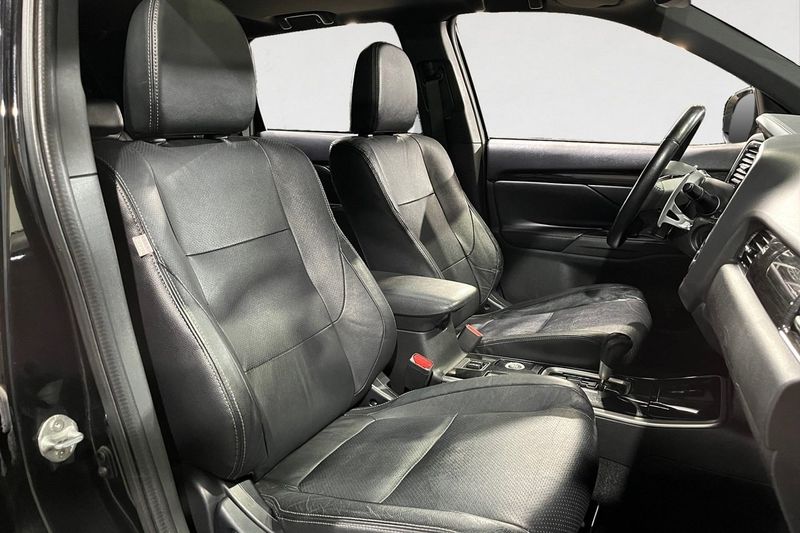 Mitsubishi Outlander bild 16