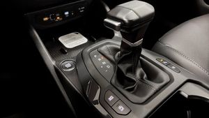 Kia K4 bild 16
