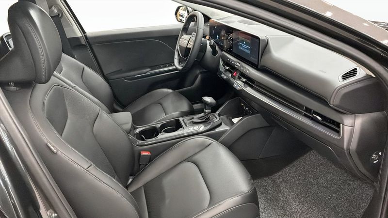 Kia K4 bild 3