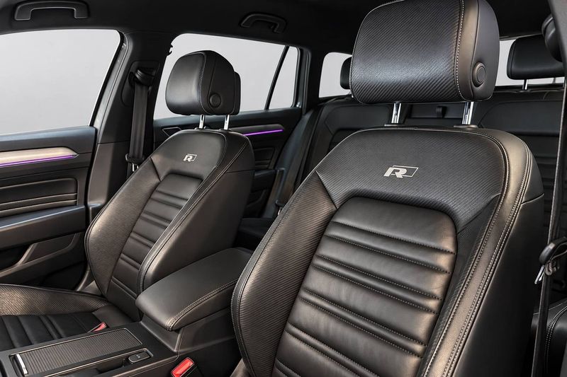 Volkswagen Passat bild 11