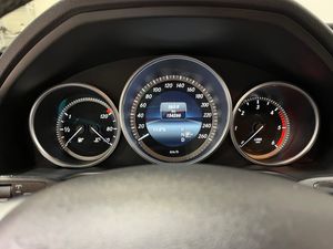 Mercedes E220 bild 15