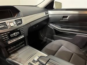 Mercedes E220 bild 16
