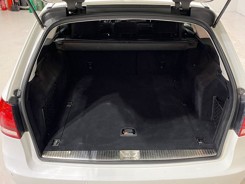 Mercedes E220 bild 12