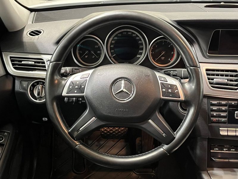 Mercedes E220 bild 14