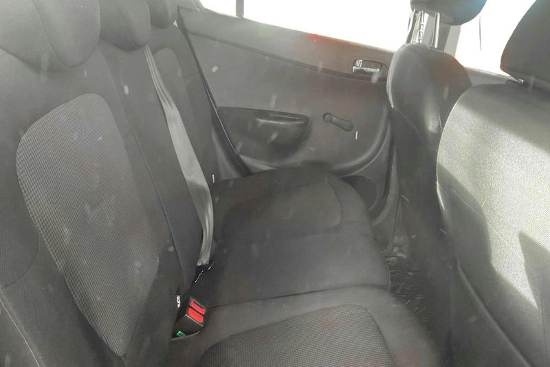 Hyundai i20 bild 8