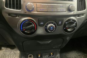 Hyundai i20 bild 13