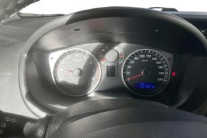 Hyundai i20 bild 10