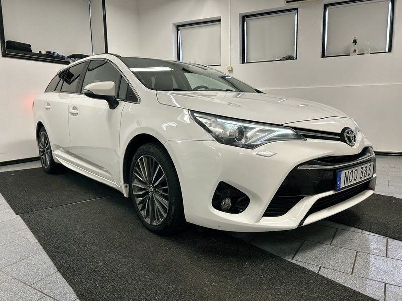 Toyota Avensis bild 3