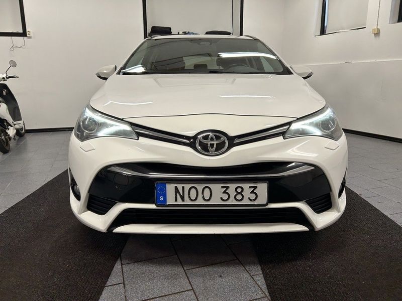 Toyota Avensis bild 5