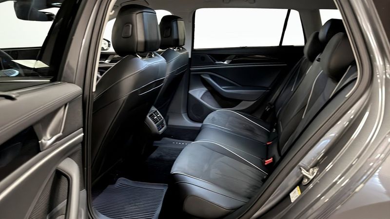 Volkswagen Passat bild 12