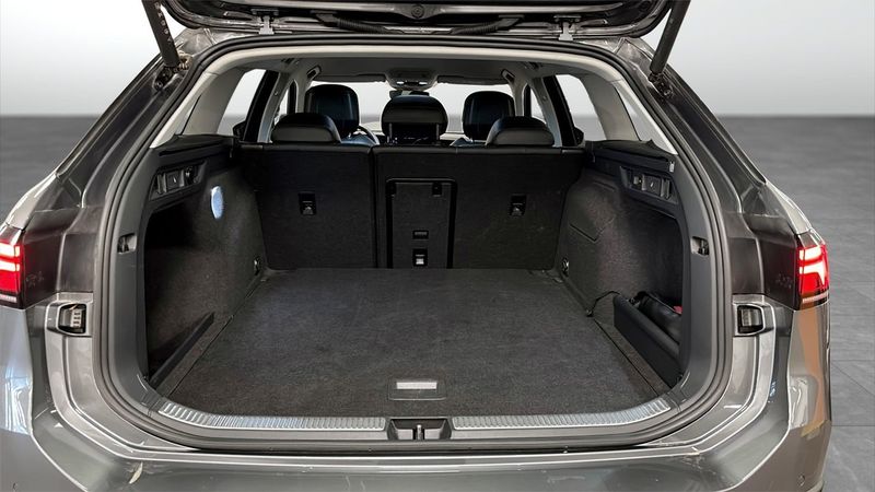 Volkswagen Passat bild 13