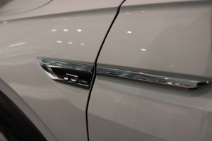 Volkswagen Tiguan bild 8