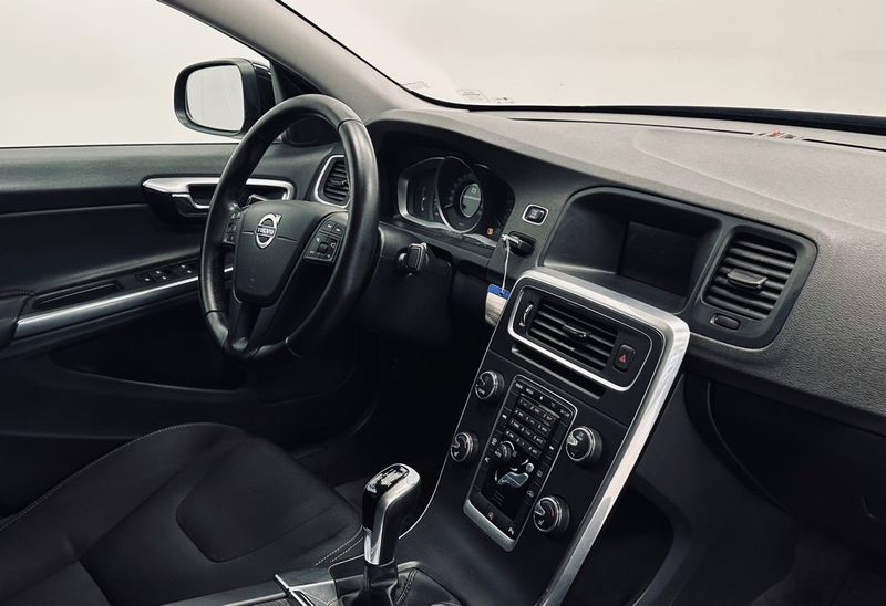 Volvo S60 bild 10
