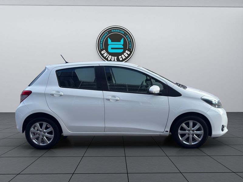 Toyota Yaris bild 2
