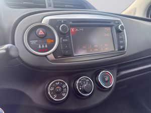 Toyota Yaris bild 16