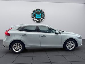 Volvo V40 bild 2
