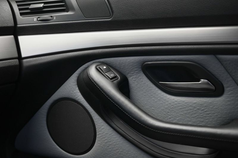 BMW M5 bild 25