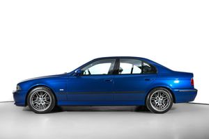 BMW M5 bild 2