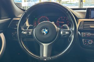 BMW 330 bild 16