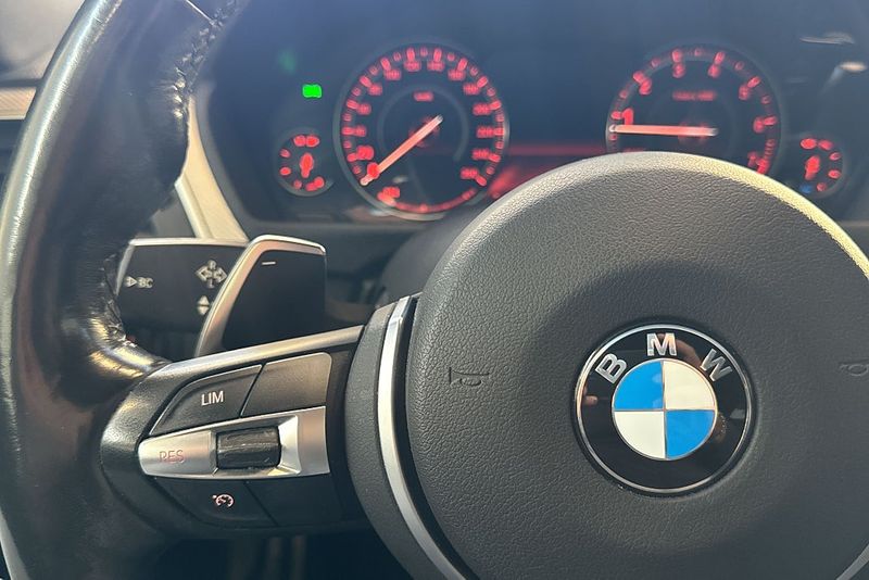 BMW 330 bild 17