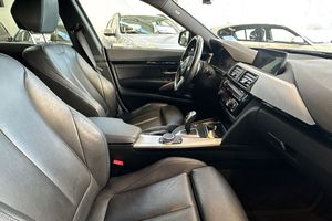 BMW 330 bild 14