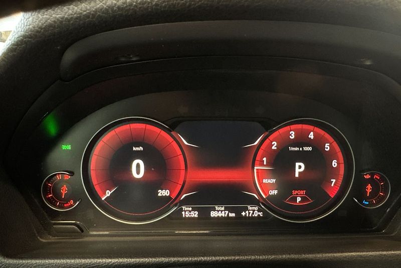 BMW 330 bild 19