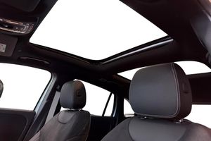 Mercedes GLA250 bild 12