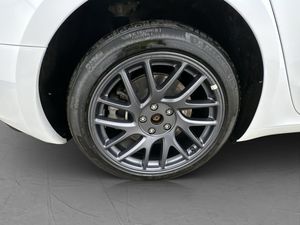 Tesla Model 3 bild 33