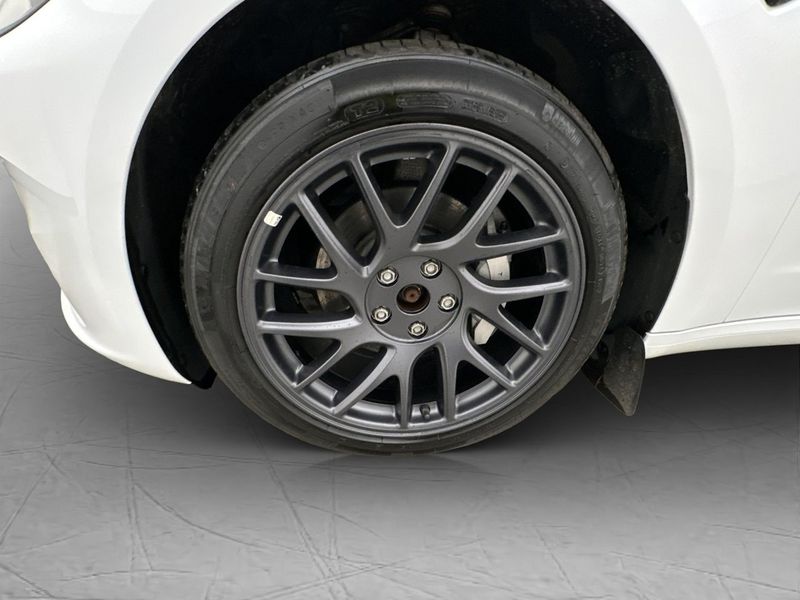 Tesla Model 3 bild 31